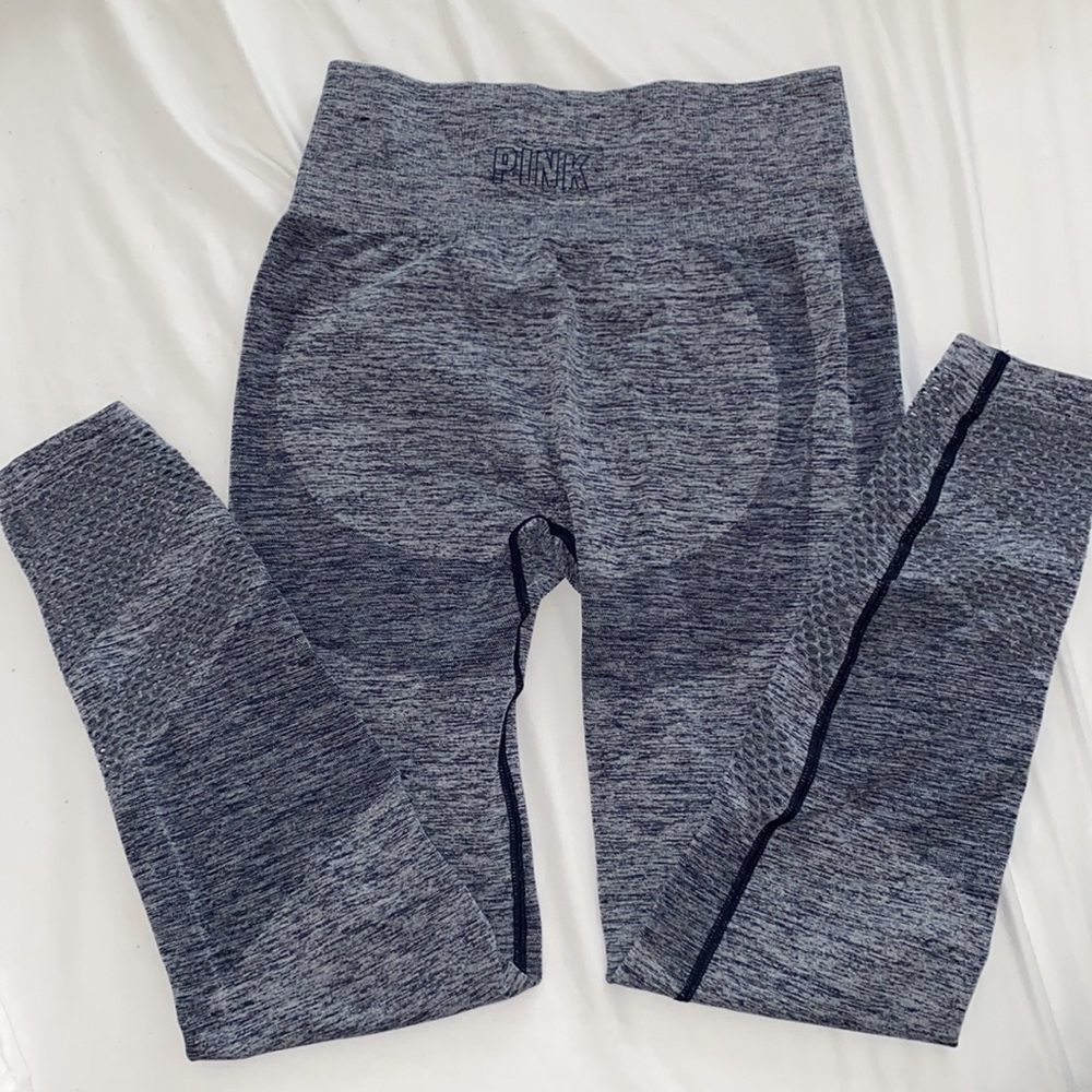 VS Pink Navy Perfect Butt leggings with mesh